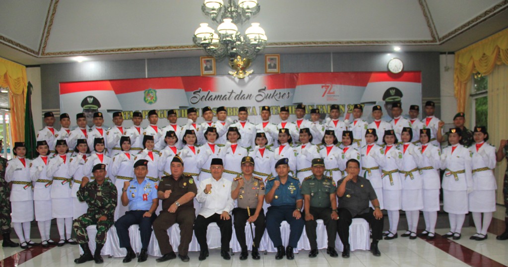 Wali Kota Medan kukuhkan 42 anggota Paskibraka